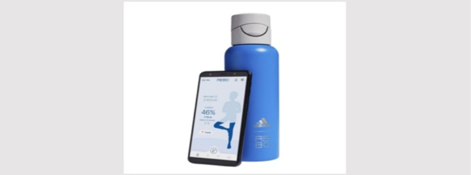 A personalized hydration app (iOS and Android) syncs with the REBO bottle’s smart cap to track health goals.
