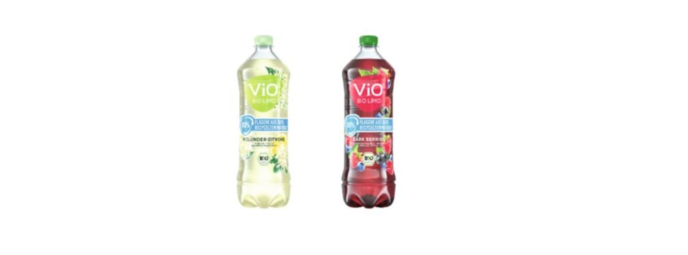 ViO BiO LiMO Dark Berries und ViO BiO LiMO Holunder-Zitrone in Flaschen aus 100 Prozent recyceltem rPET