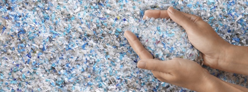 ALPLA has been committed to plastics recycling for years and is now consolidating all of its recycling activities under the new ALPLArecycling brand.