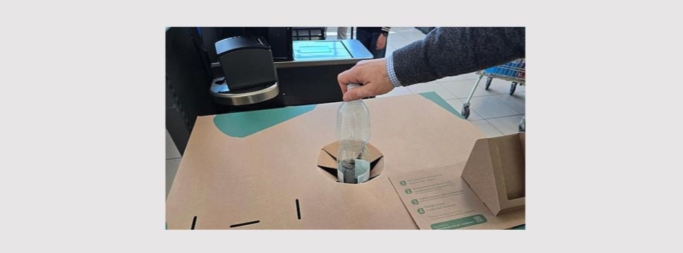 Recyklobox is a specially designed container for collecting returnable packaging.