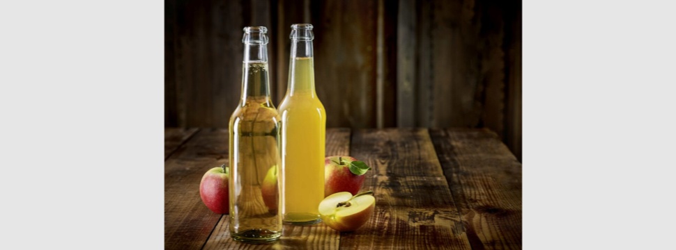 Apple wine and cider