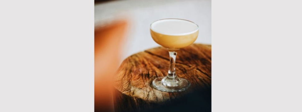 Flip cocktail