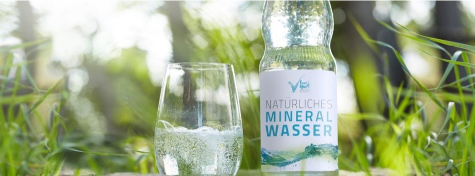 Verbraucherinnen und Verbraucher schätzen die Natürlichkeit und den Geschmack von Mineralwasser